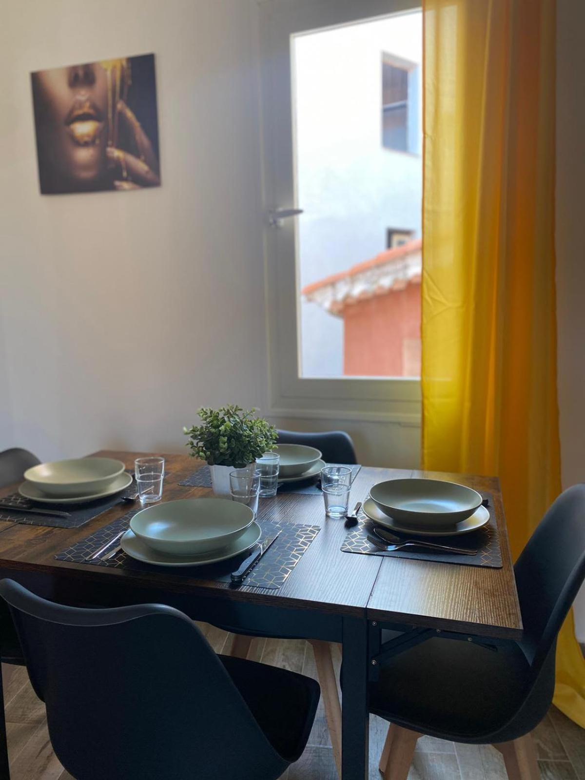 Appartement Coeur De Grasse Bagian luar foto